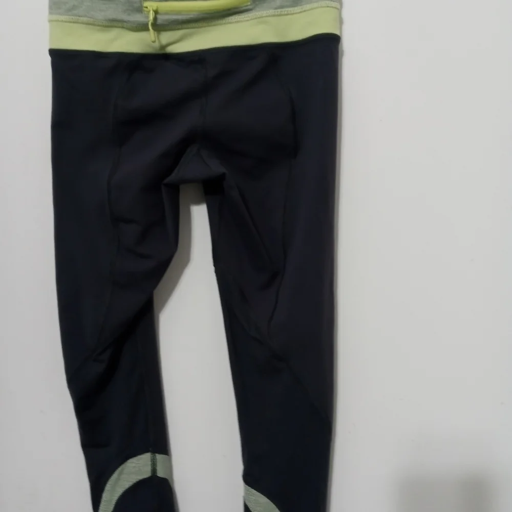 Lululemon Athletica Gray and yellow yoga Athletic pants